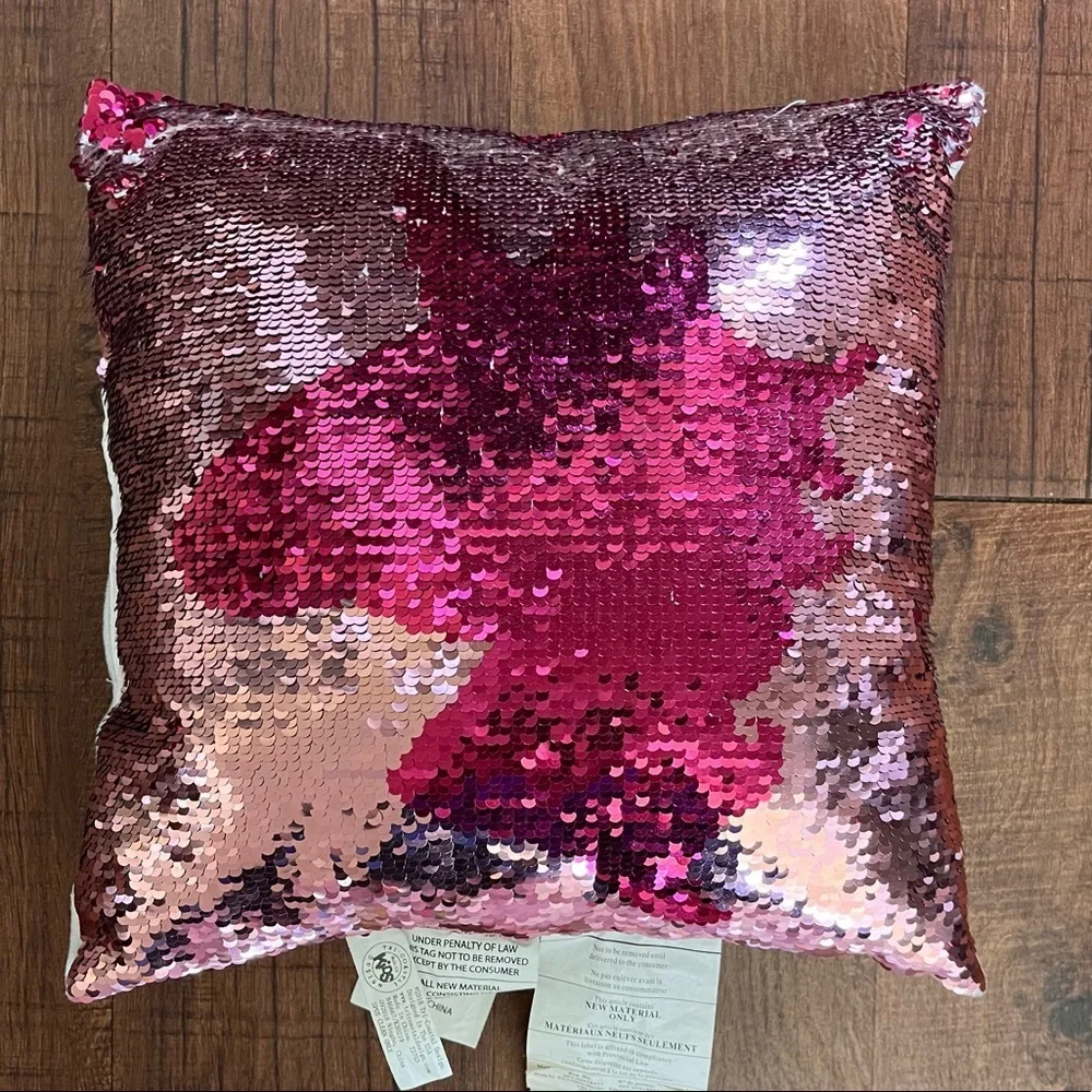 Nwot flip sequin unicorn pillow pink/dark pink/magenta/white 12”x12” square